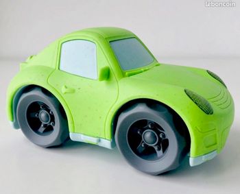 Voiture verte Biotruck