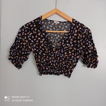 Crop top noir à fleurs t34/36