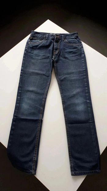 15 € Jean Redskins garçon 14 ans excellent état