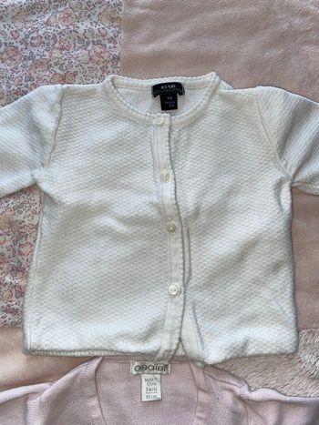 Lot 2 brassière  3 mois