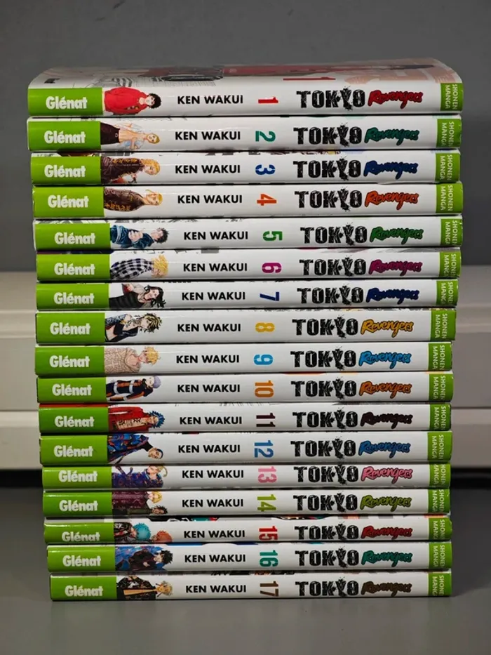 Lot Manga Tokyo Revengers 1 à 17 + 18 & 23 collector VF - photo numéro 2