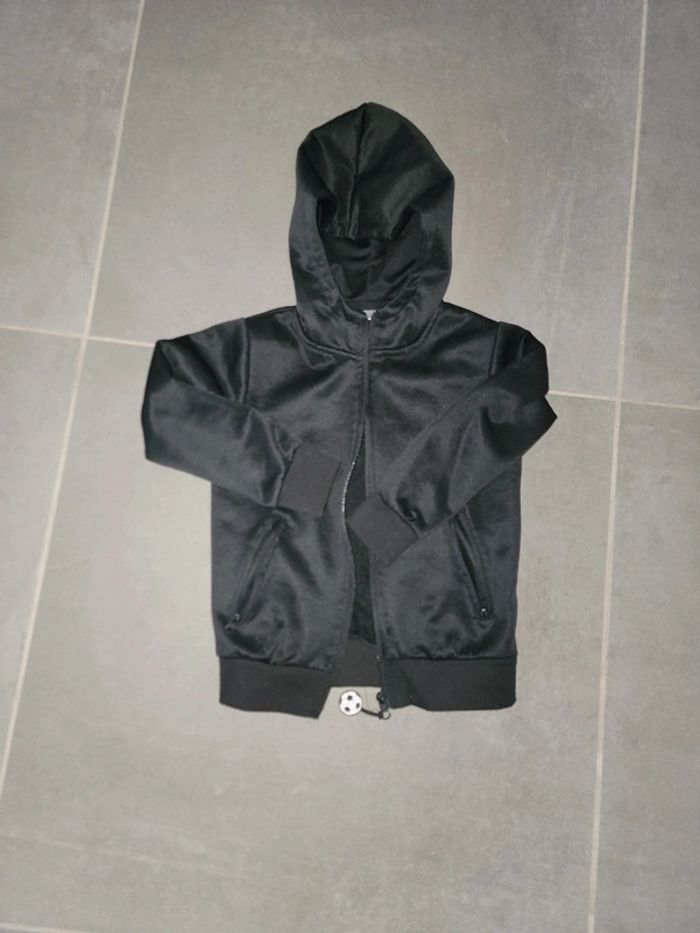 Veste noir foot 6 ans