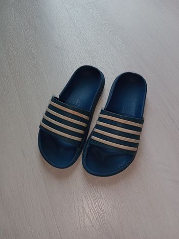 Claquettes 32