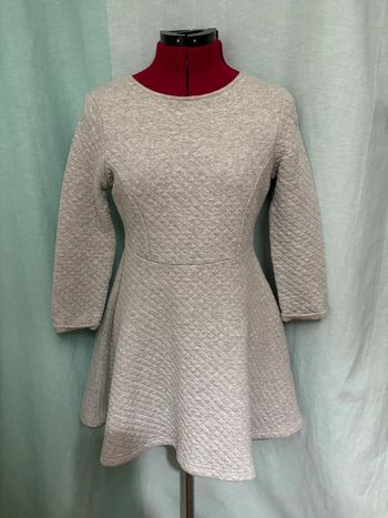 Robe Karl Marc John Grise avec fils dorés