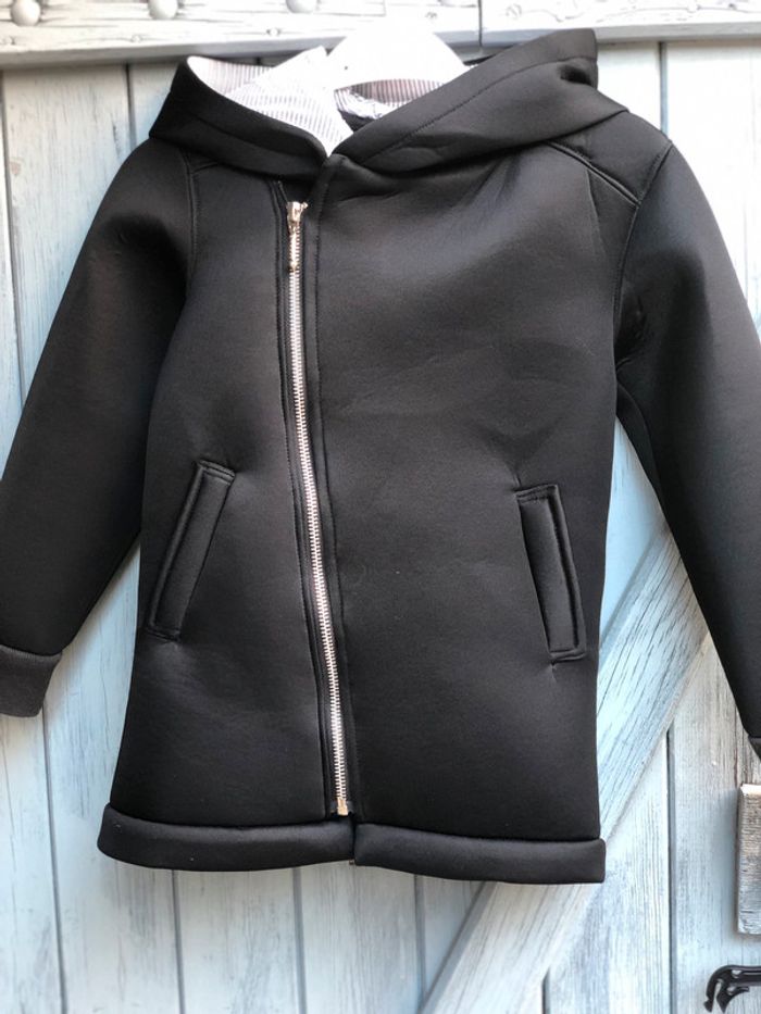 Veste style perfecto d’une petite créatrice