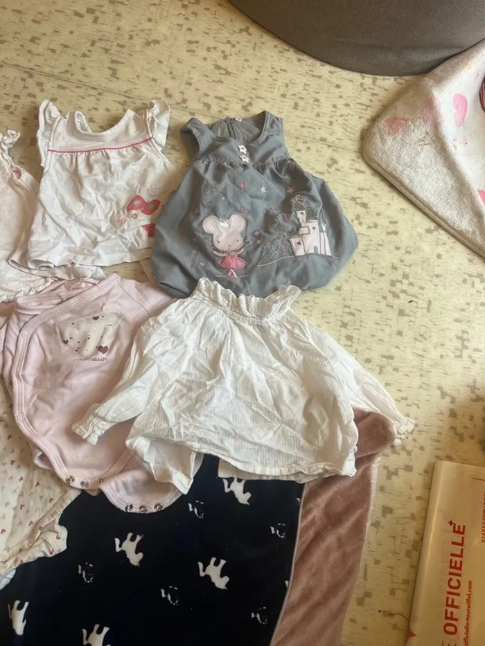 Vêtements bébé 1 mois - photo numéro 5