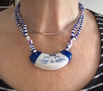 Magnifique collier pendentif en céramique 