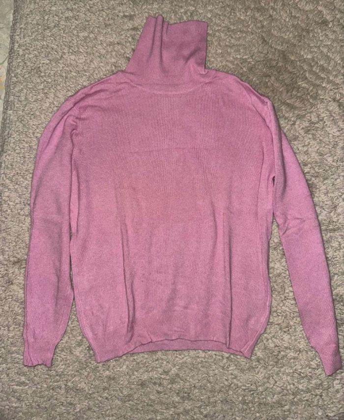 Pull à col roulé rose - photo numéro 1