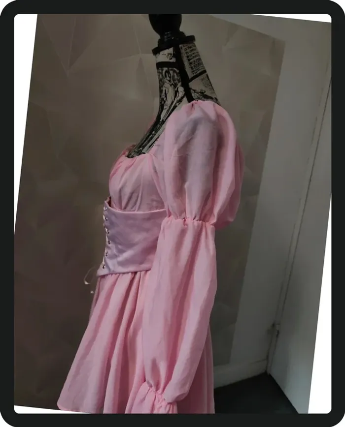 Robe rose - photo numéro 2