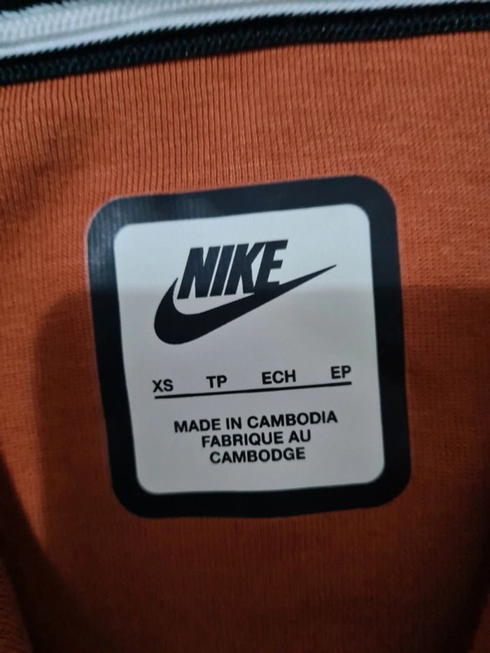Sweat Nike tech orange pour femme - photo numéro 4