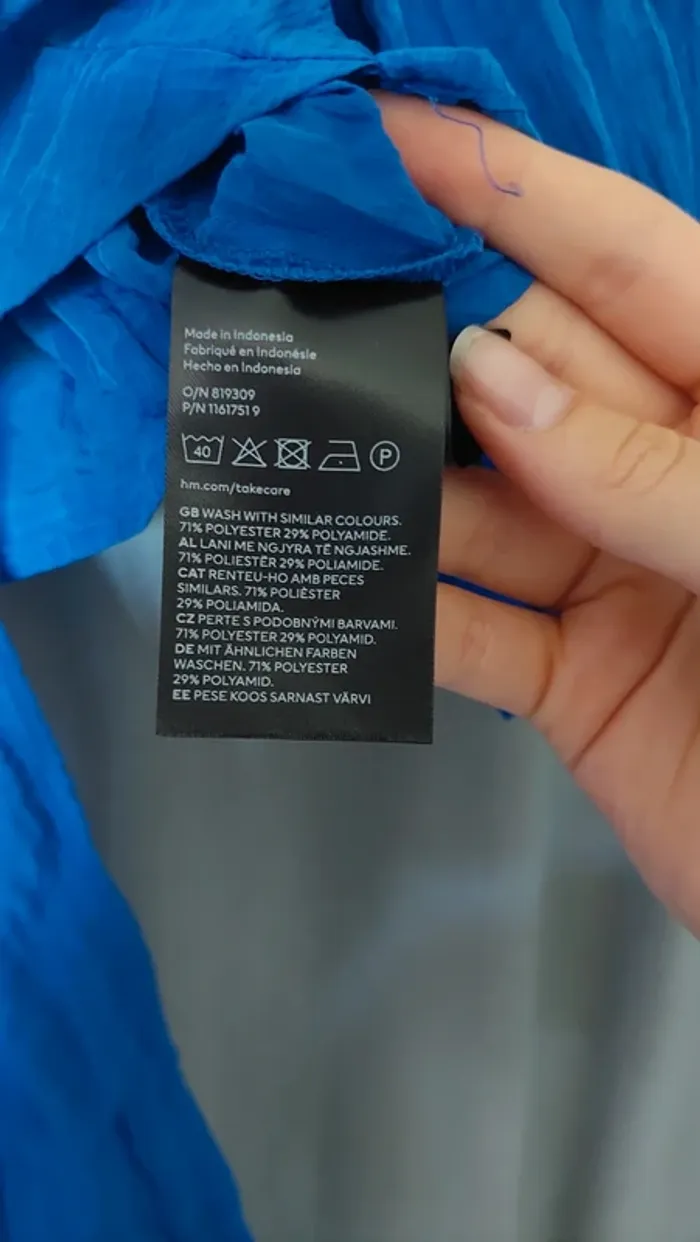 T‑shirt indigo/électrique H&M – Taille XS - parfait état - Polyester et polyamide - photo numéro 5