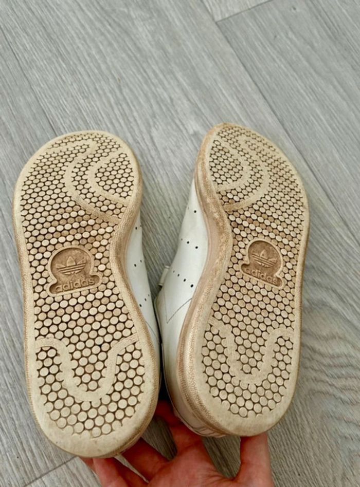 Stan Smith - Adidas - Femme - édition limitée blanche et or - Pointure 37 1/3 - en bon état - photo numéro 4