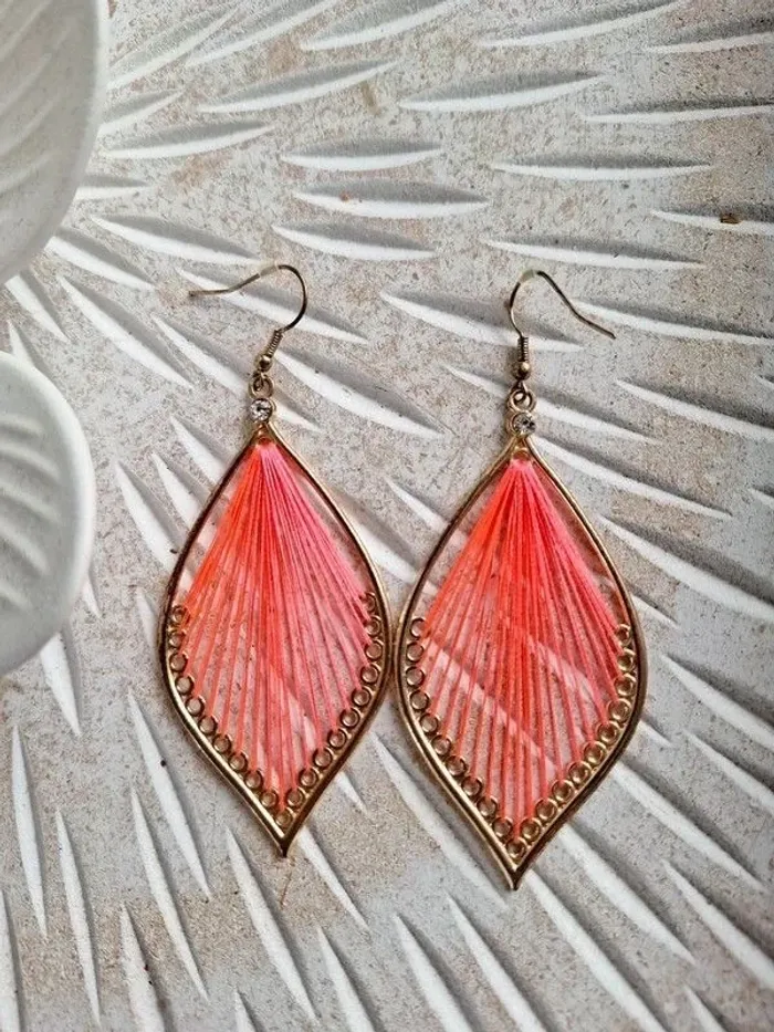 Boucle d'oreille - photo numéro 4