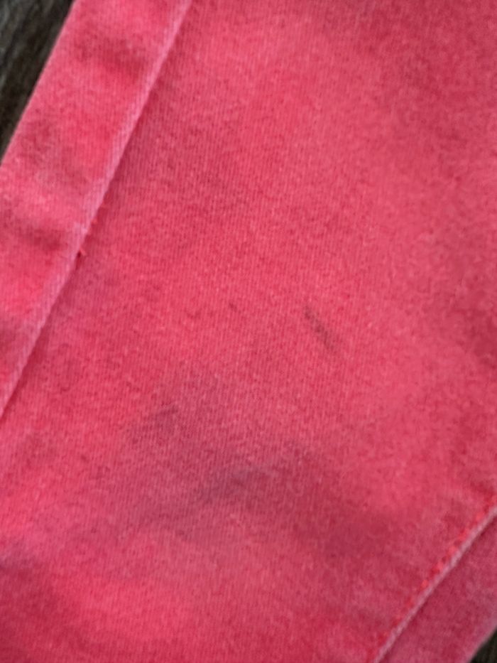 - Pantacourt Kiabi - 3 ans - bon état, petite tache - photo numéro 3