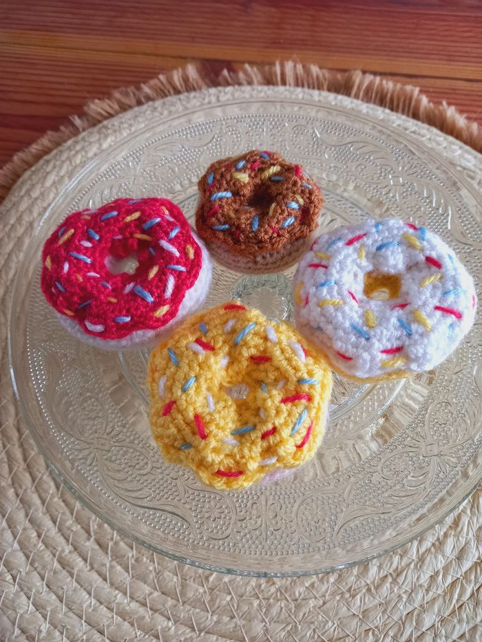 Dînette pâtisseries 4 donuts au crochet 🌈