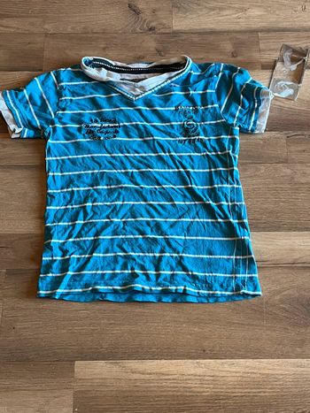 Je vend un tee shirt garcon enfant du 5 ans très bon état