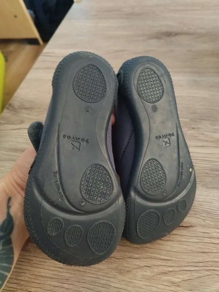Paire de chaussons d'eau pointure 23 - photo numéro 3