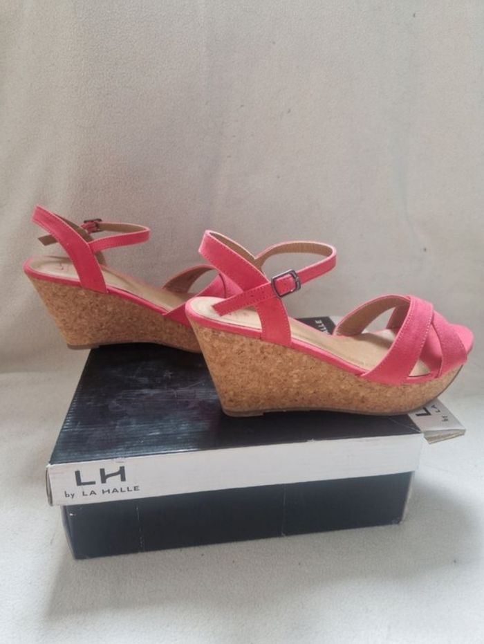 Neuf sandale compensé rose femme la halle pointure 39 - photo numéro 4