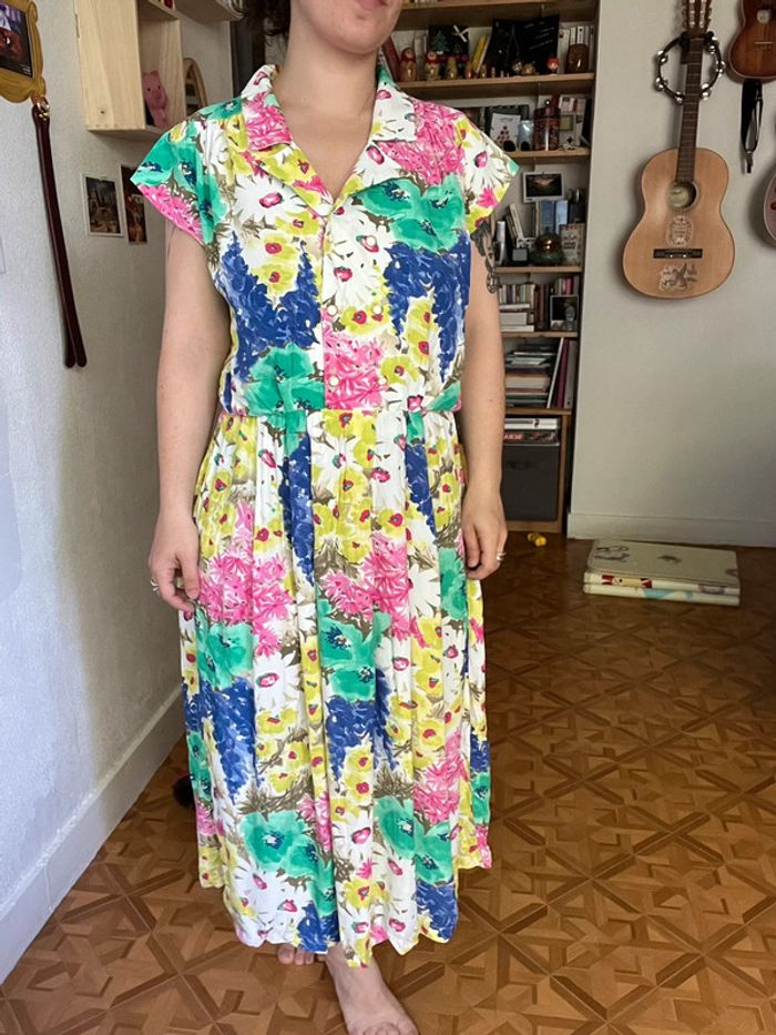 Robe midi à fleurs vintage manches courtes taille unique - photo numéro 2