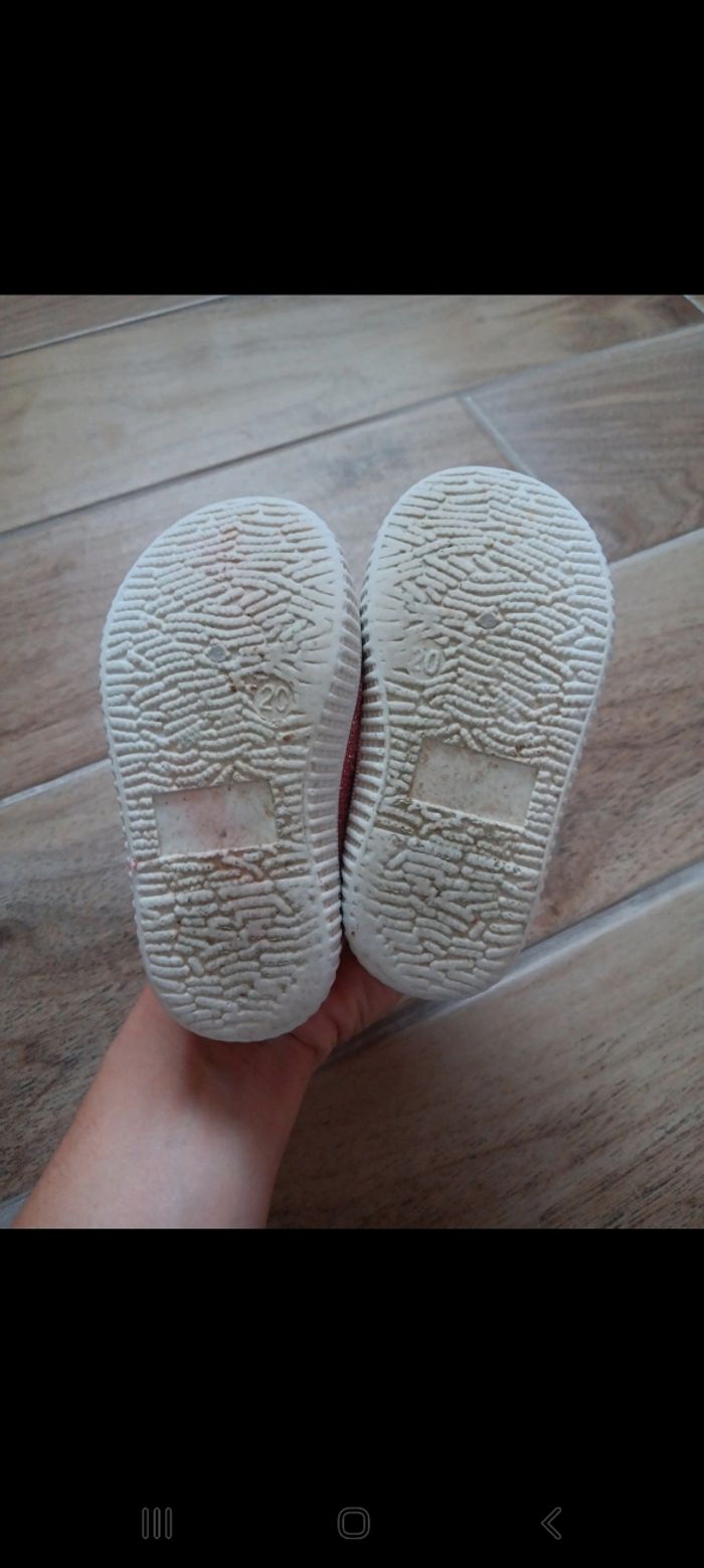 Chaussures fille pointure 20 - photo numéro 3