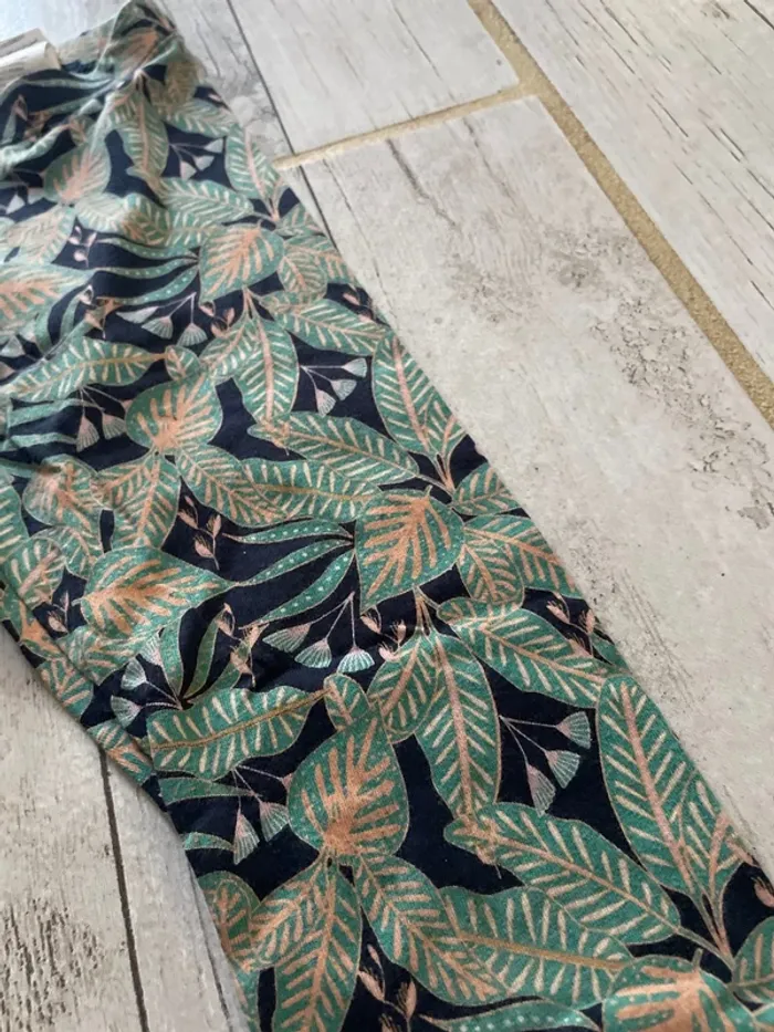 Très joli legging été fille 8 ans - photo numéro 2