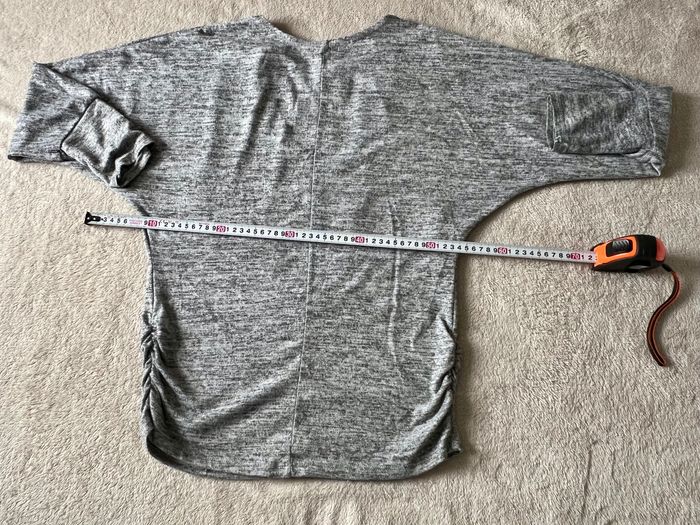 Haut gris manches longues – taille M - photo numéro 2