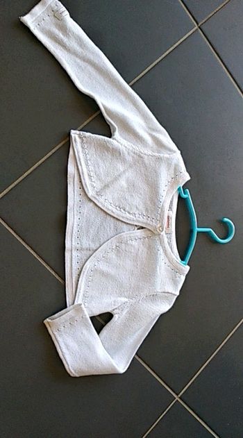 Gilet boléro catimini 18 mois