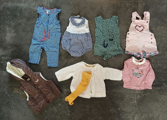 Lot vêtements filles 6 mois 59 pièces - photo numéro 8