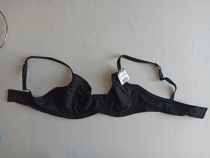 Neuf soutien-gorge - photo numéro 3