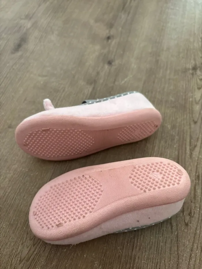 Chaussons - photo numéro 3