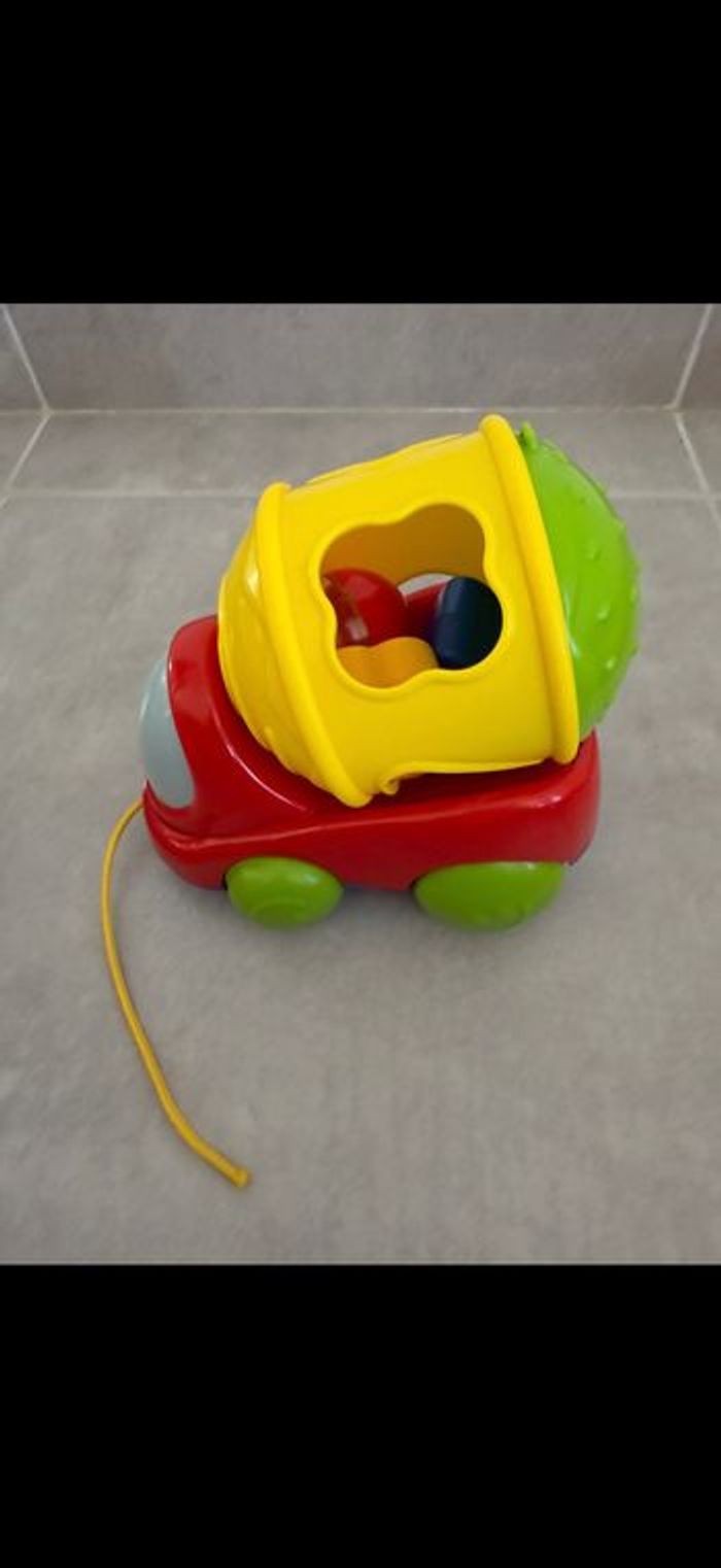 Jouet camion toupie avec formes 1er âge - photo numéro 2