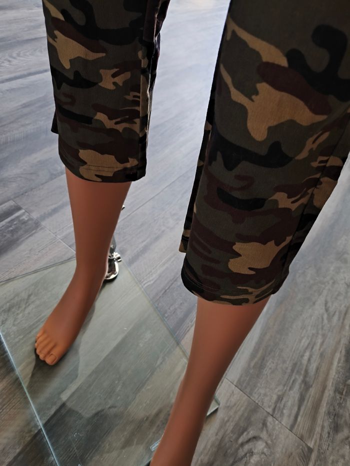 Pantacourt camouflage femme 3 Suisses – Taille 36 – Bon état. - photo numéro 7
