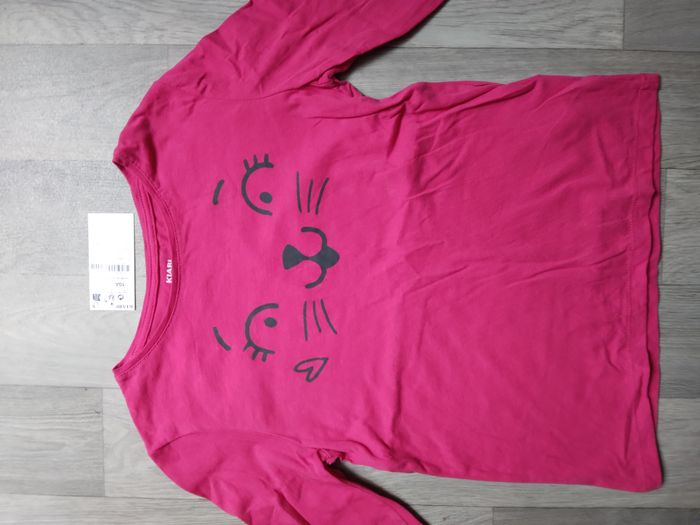 T-shirt fille 10 ans neuf - photo numéro 4