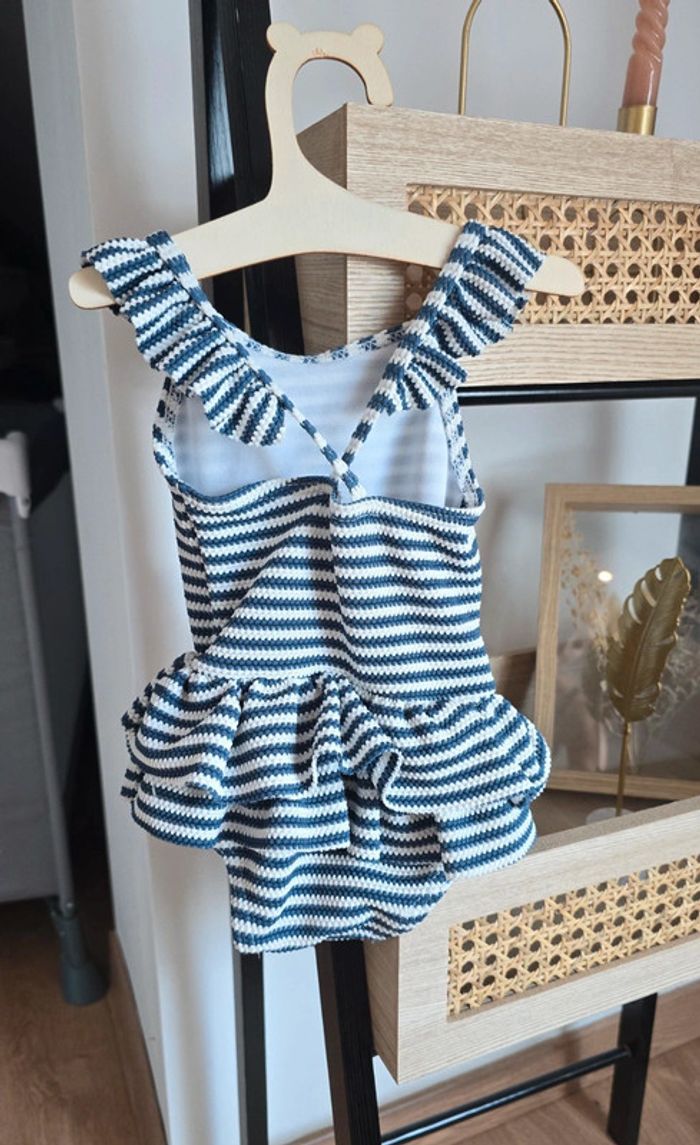 Maillot de bain à volants - photo numéro 3