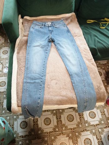 Jean Zara jambes fendues