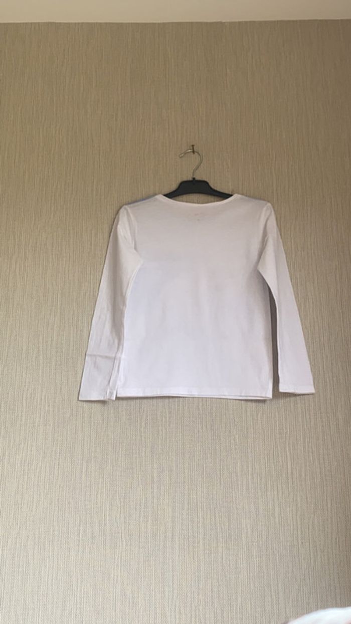 T-shirt avec un ours - photo numéro 2