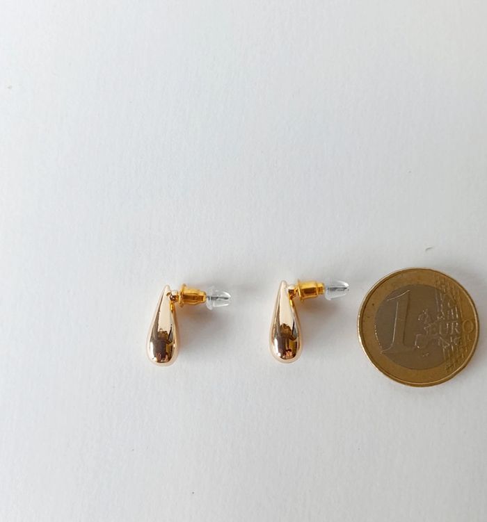 Boucles d oreilles goutte d eau K18 - photo numéro 3