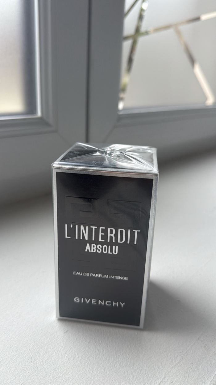 Parfum Givenchy L’interdit absolu