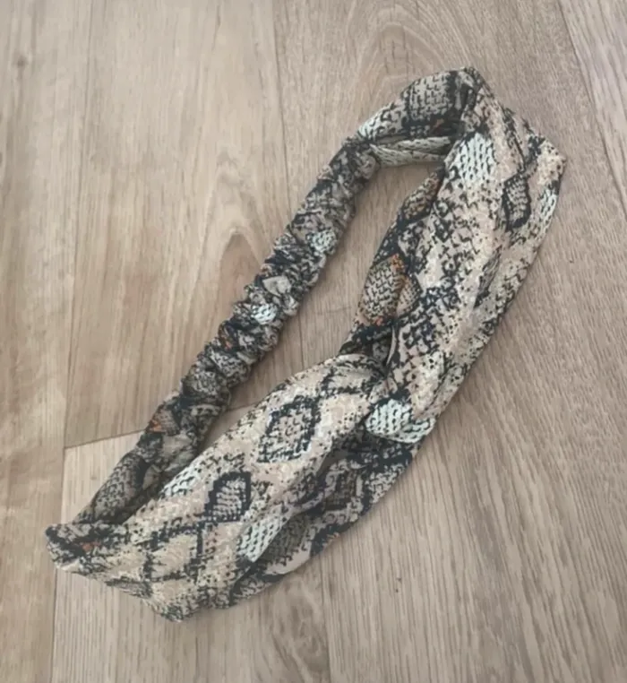 Bandeau cheveux imprimer serpent python hairband  Neuf - photo numéro 4