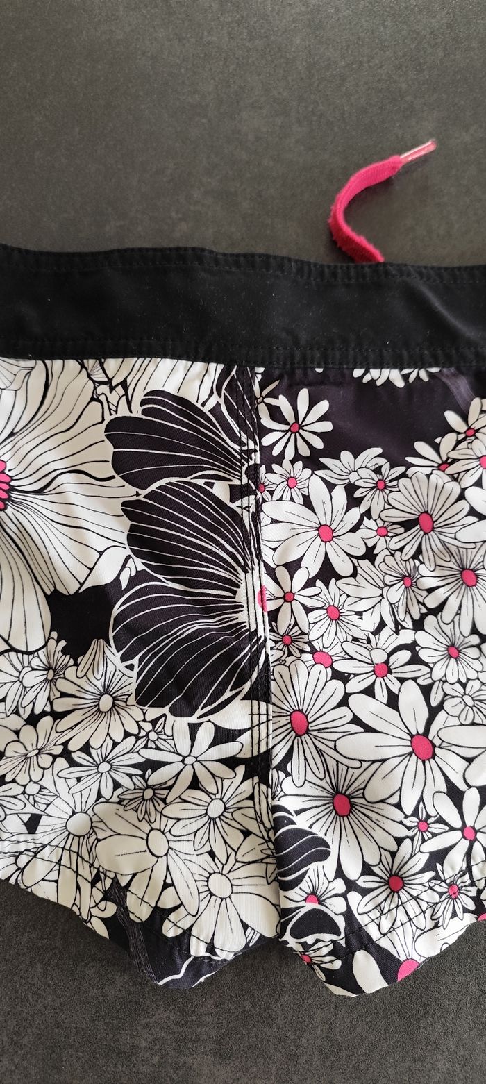 Short femme taille 38 - photo numéro 6