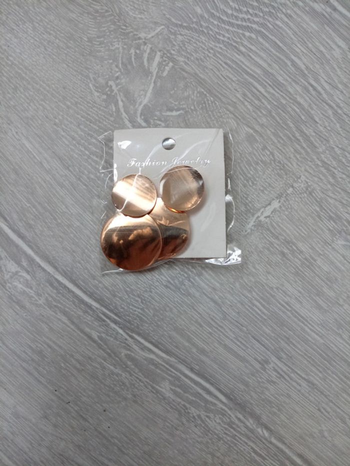 Boucles d'oreille - photo numéro 3