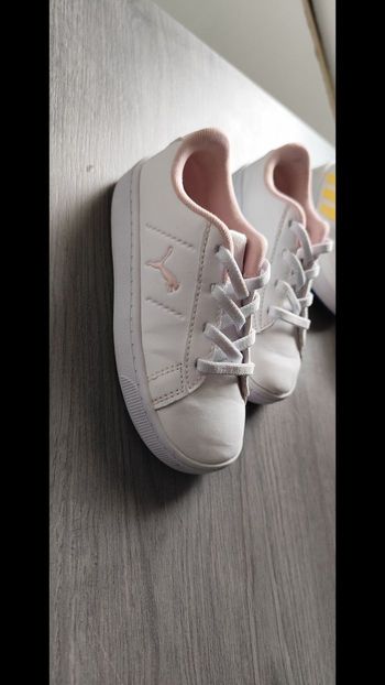 Chaussure puma fille  26
