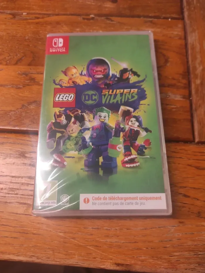 Jeu Nintendo Switch neuf jamais utilisé Lego DC Super Vilains