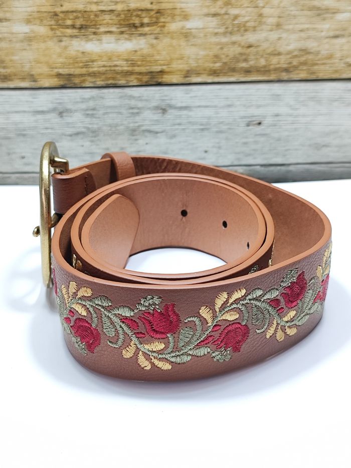 Ceinture en cuir pu Neuve - photo numéro 3
