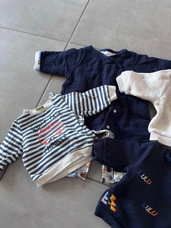 Lot vêtements 