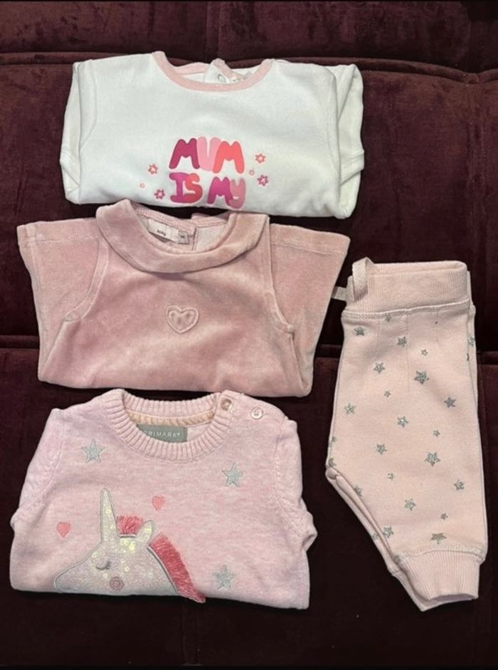 Lot vêtements roses