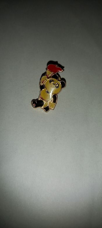 Pin's panda olympique