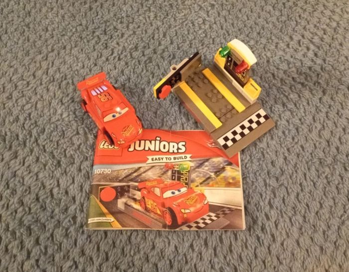 Lego juniors cars 10730