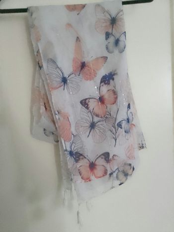Foulard/écharpe papillon