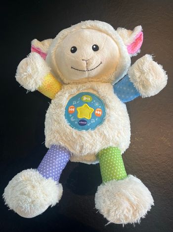Peluche interactive Mouton comptines câlines Vtech